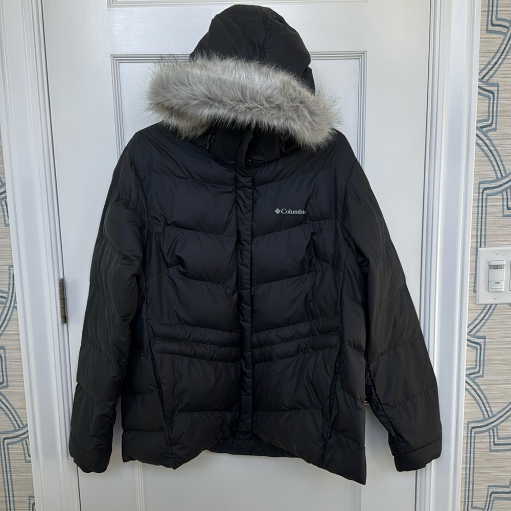 Columbia Puffer Jacket with Detachable Hood
